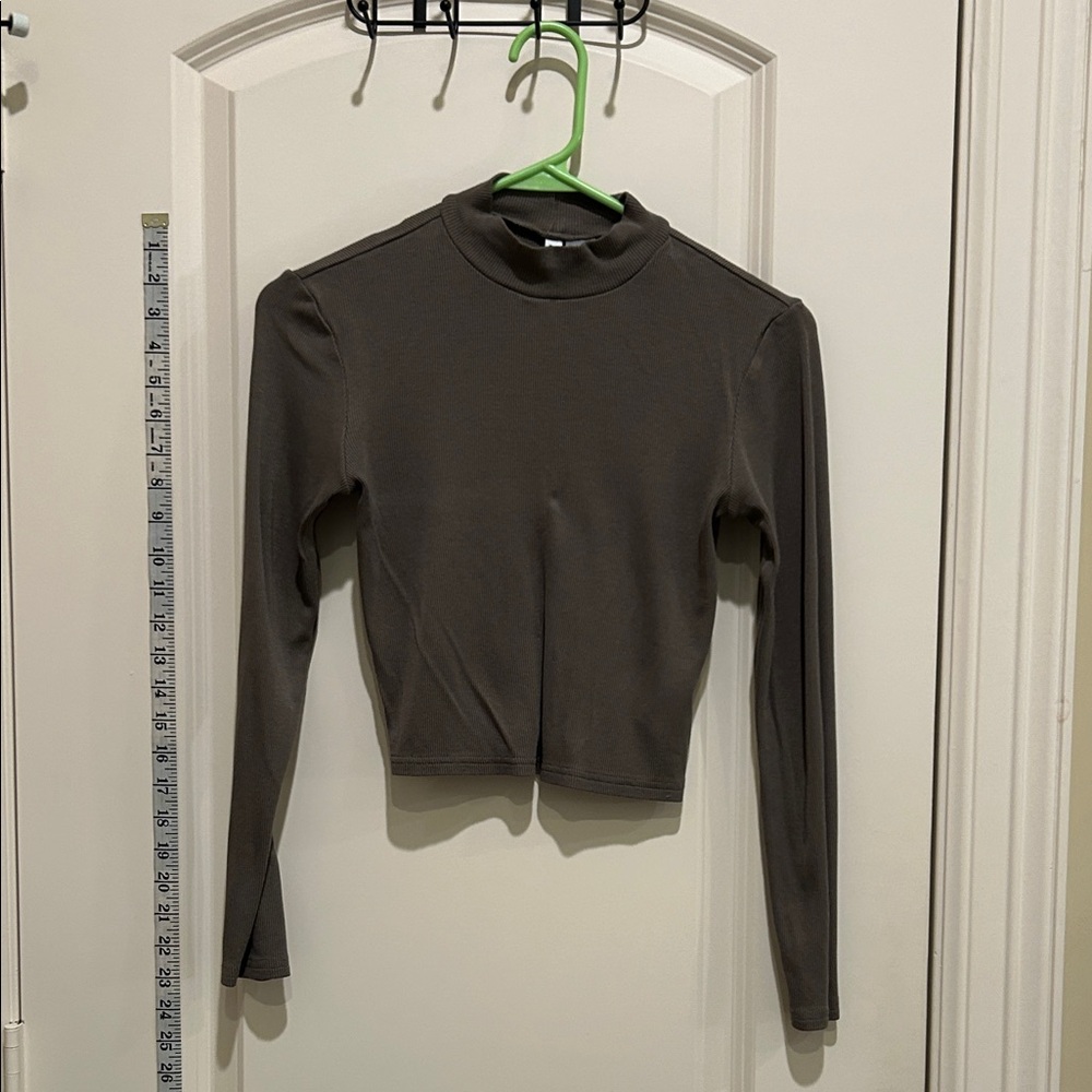 H&M Long Sleeve Gray Bodysuit